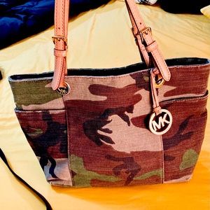 MK camo tote